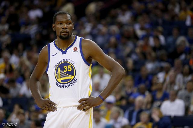 本-西蒙斯与国王签约350万美元 重新加入NBA